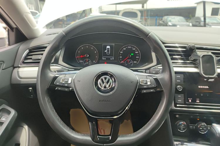 Used Volkswagen Lamando 2019 280TSI DSG Comfort Edition China VI standard Steering Wheel
