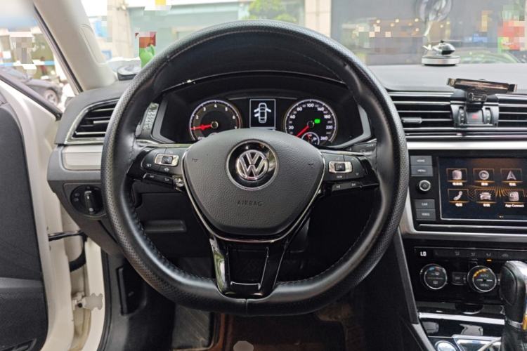 Used Volkswagen Lamando 2019 280TSI DSG Comfort Edition China VI standard Steering Wheel