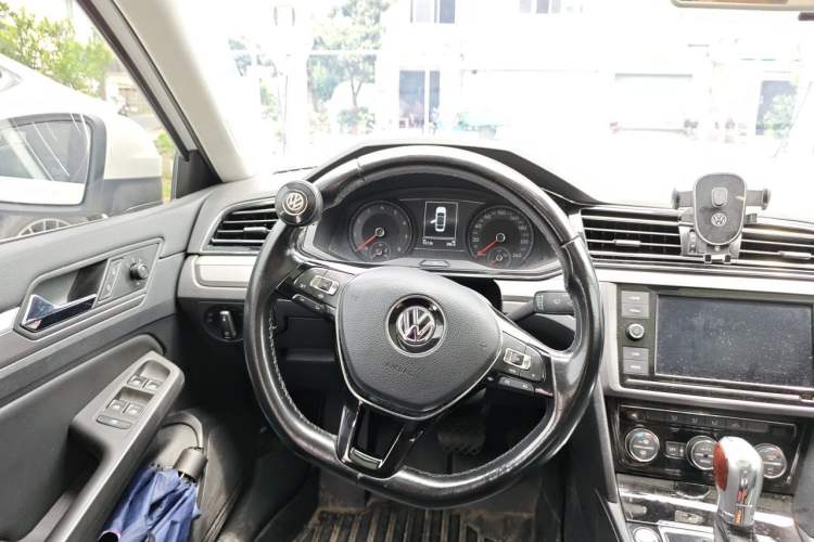 Used Volkswagen Lamando 2019 280TSI DSG Comfort Edition China VI standard Steering Wheel