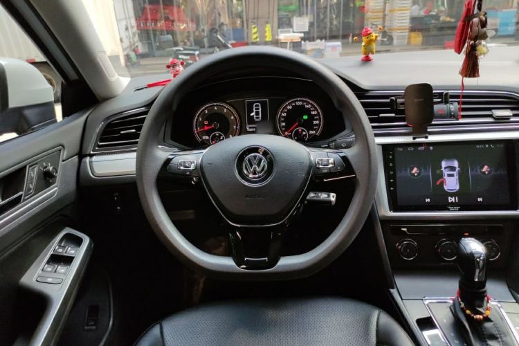 Used Volkswagen Lamando 2019 230TSI DSG Fashion Edition China V Standard Steering Wheel
