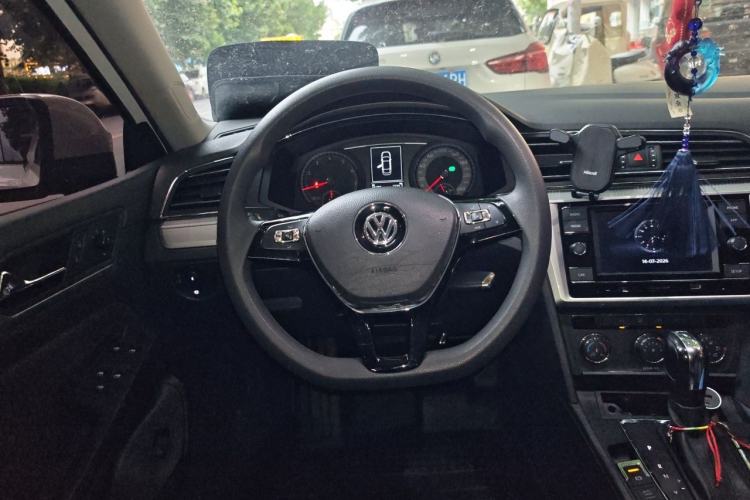Used Volkswagen Lamando 2019 230TSI DSG Fashion Edition China VI Steering Wheel