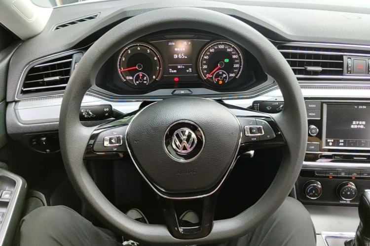 Used Volkswagen Lamando 2019 230TSI DSG Vision Edition China VI Standard Steering Wheel
