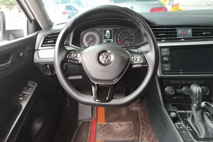Used Volkswagen Lamando 2019 280TSI DSG Comfort Edition China VI standard Steering Wheel