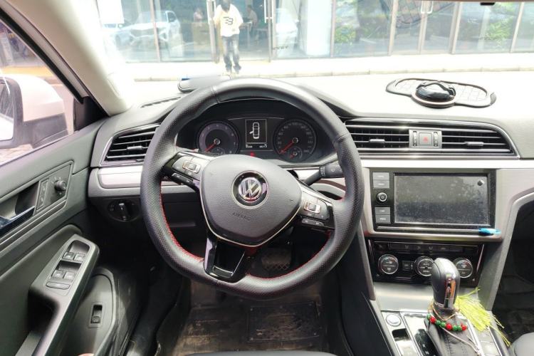 Used Volkswagen Lamando 2019 280TSI DSG Comfort Edition China VI standard Steering Wheel