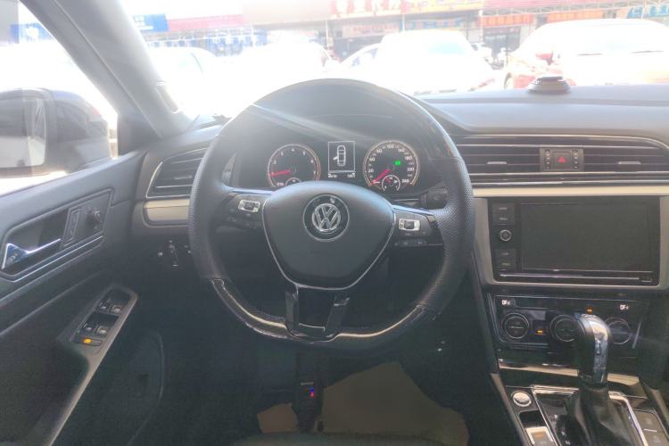 Used Volkswagen Lamando 2019 280TSI DSG Comfort Edition China VI standard Steering Wheel