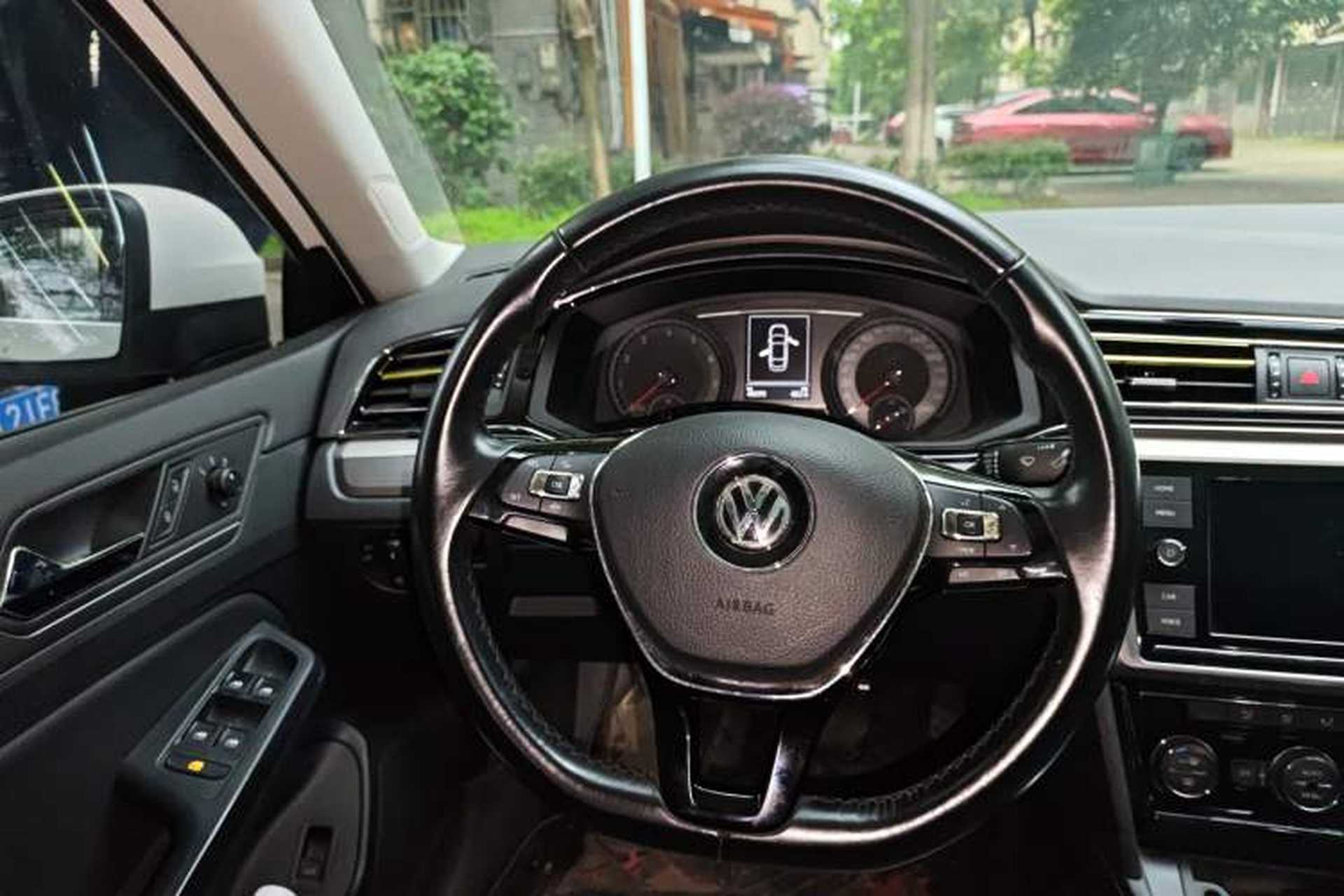 Used Volkswagen Lamando 2019 280TSI DSG Comfort Edition China VI standard Steering Wheel