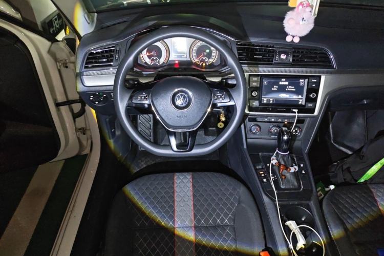 Used Volkswagen Lamando 2019 230TSI DSG Vision Edition China VI Standard Steering Wheel