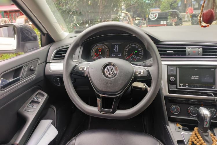 Used Volkswagen Lamando 2019 230TSI DSG Vision Edition China VI Standard Steering Wheel