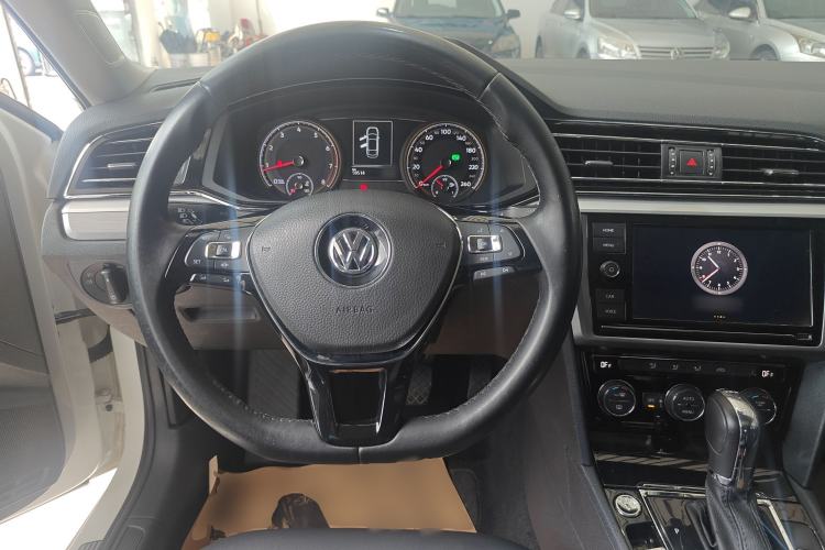 Used Volkswagen Lamando 2019 280TSI DSG Comfort Edition China V Standard Steering Wheel