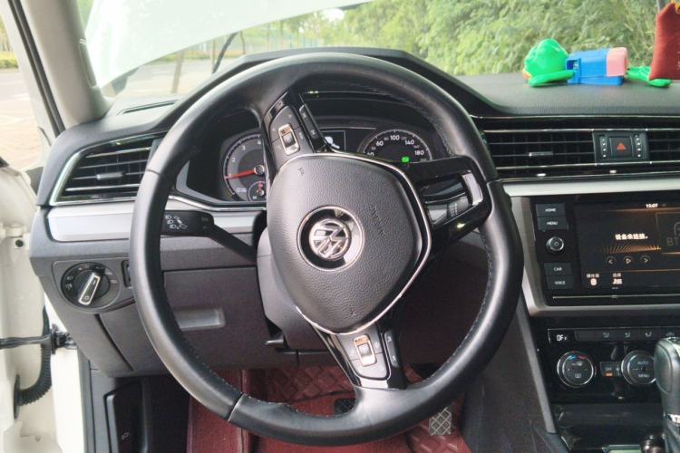 Used Volkswagen Lamando 2019 280TSI DSG Comfort Edition China VI standard Steering Wheel