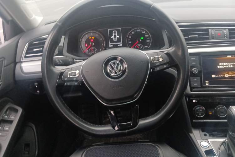 Used Volkswagen Lamando 2019 280TSI DSG Comfort Edition China VI standard Steering Wheel