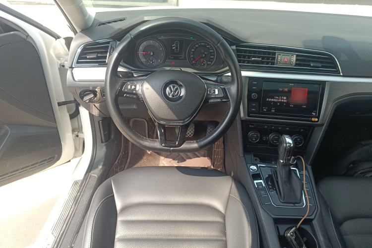 Used Volkswagen Lamando 2019 280TSI DSG Comfort Edition China VI standard Steering Wheel
