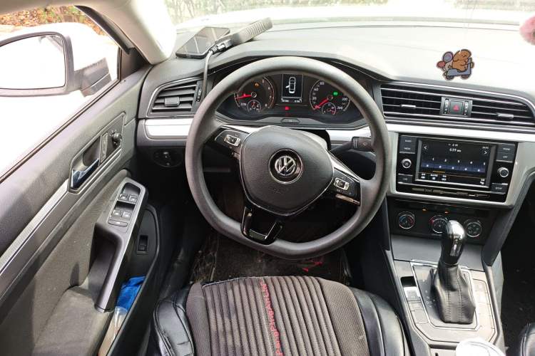 Used Volkswagen Lamando 2019 230TSI DSG Fashion Edition China VI Steering Wheel