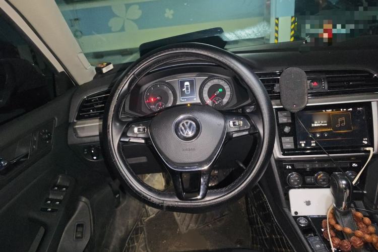 Used Volkswagen Lamando 2019 280TSI DSG Comfort Edition China VI standard Steering Wheel