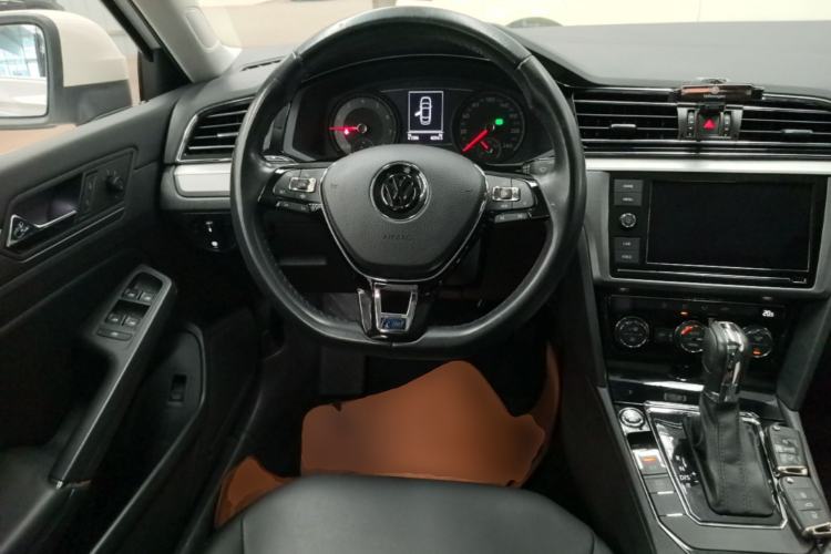Used Volkswagen Lamando 2019 280TSI DSG Comfort Edition China VI standard Steering Wheel