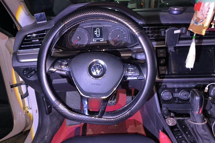 Used Volkswagen Lamando 2019 280TSI DSG Comfort Edition China VI standard Steering Wheel