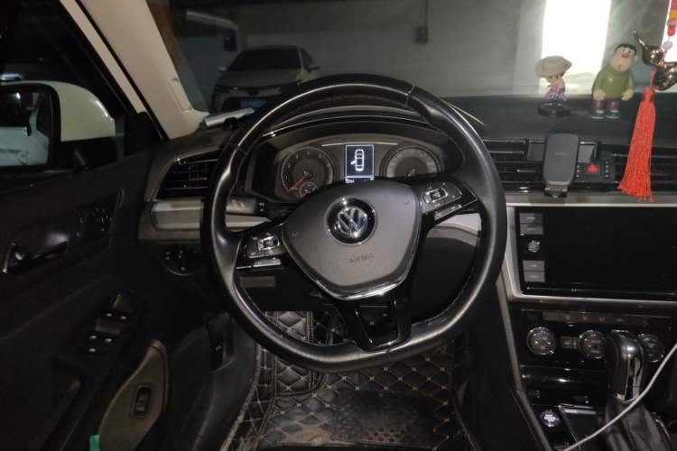 Used Volkswagen Lamando 2019 280TSI DSG Comfort Edition China VI standard Steering Wheel