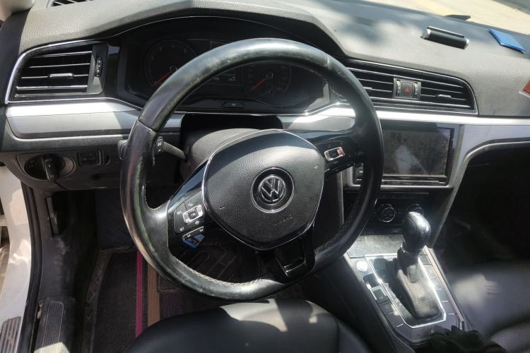 Used Volkswagen Lamando 2019 280TSI DSG Comfort Edition China V Standard Steering Wheel