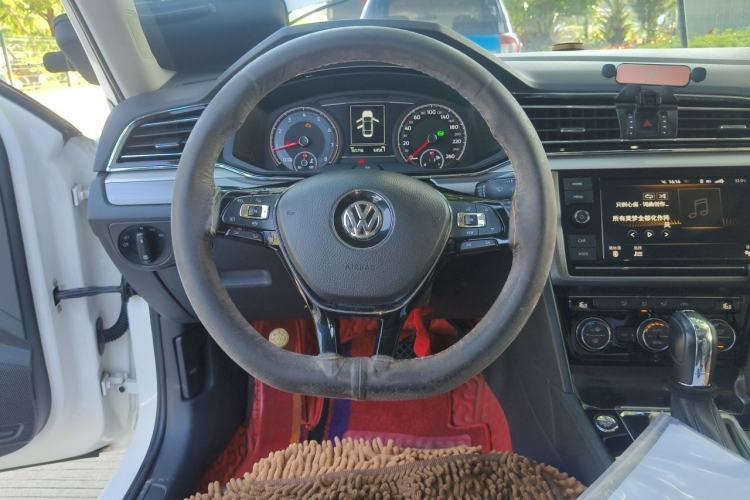 Used Volkswagen Lamando 2019 280TSI DSG Comfort Edition China VI standard Steering Wheel