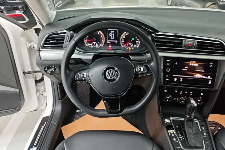 Used Volkswagen Lamando 2019 280TSI DSG Comfort Edition China VI standard Steering Wheel