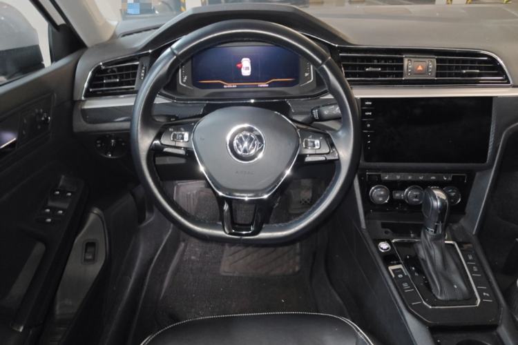 Used Volkswagen Lamando 2019 280TSI DSG Luxury Edition China V Standard Steering Wheel