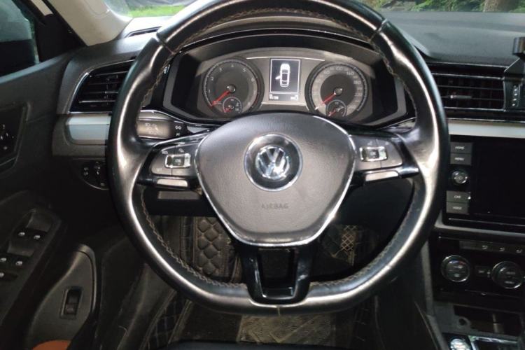 Used Volkswagen Lamando 2019 280TSI DSG Comfort Edition China VI standard Steering Wheel