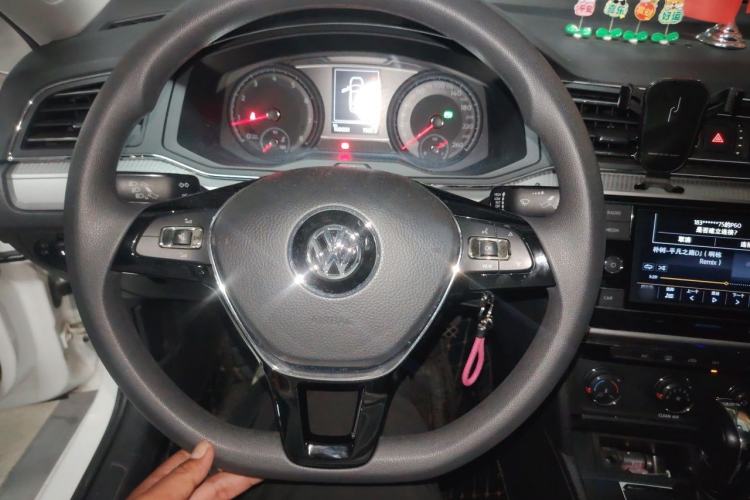 Used Volkswagen Lamando 2019 230TSI DSG Fashion Edition China V Standard Steering Wheel