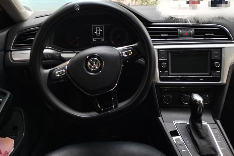 Used Volkswagen Lamando 2019 230TSI DSG Fashion Edition China V Standard Steering Wheel