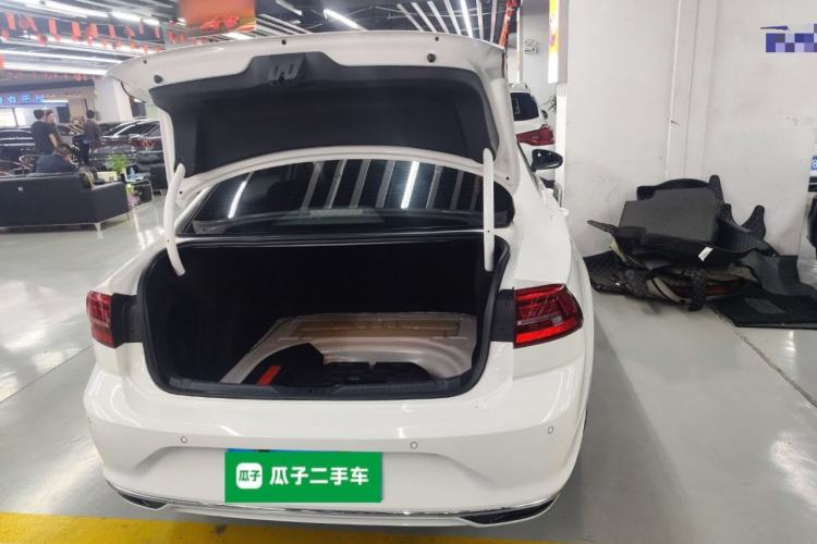 Used Volkswagen Lamando 2019 230TSI DSG Fashion Edition China VI Trunk