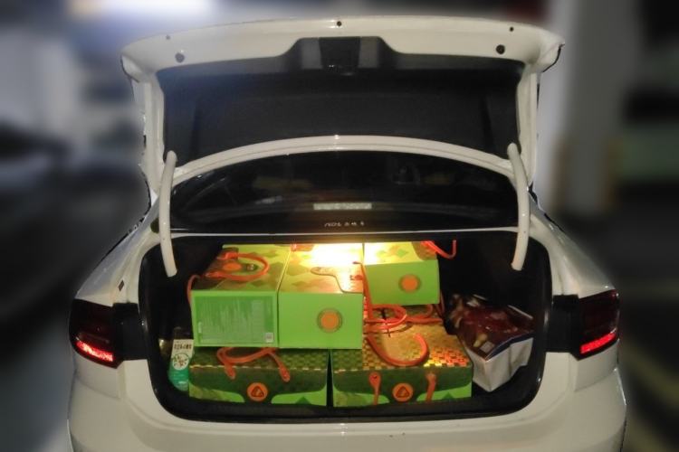 Used Volkswagen Lamando 2019 230TSI DSG Fashion Edition China VI Trunk