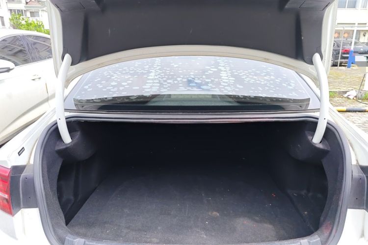 Used Volkswagen Lamando 2019 280TSI DSG Comfort Edition China VI standard Trunk