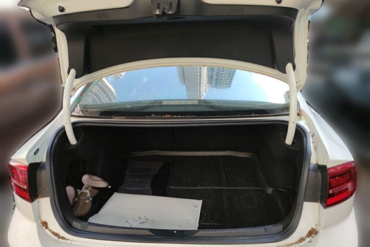 Used Volkswagen Lamando 2019 230TSI DSG Fashion Edition China V Standard Trunk