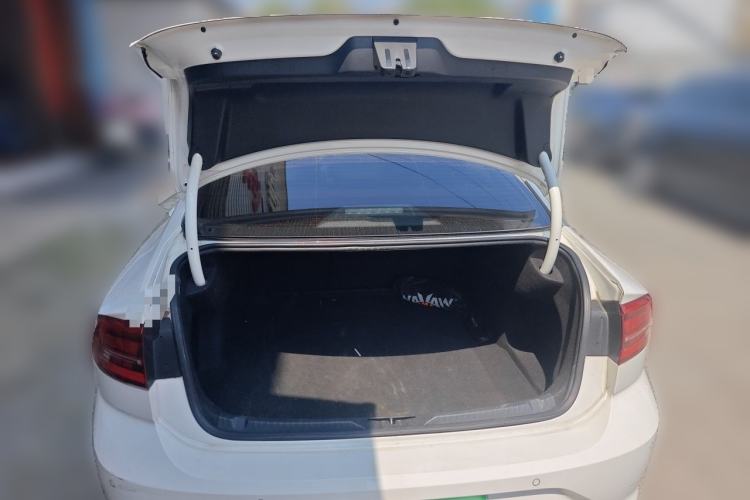 Used Volkswagen Lamando 2019 230TSI DSG Fashion Edition China VI Trunk
