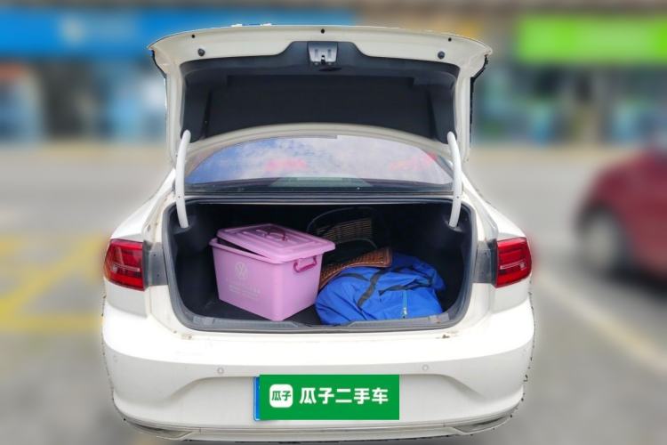 Used Volkswagen Lamando 2019 280TSI DSG Comfort Edition China VI standard Trunk