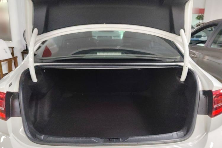 Used Volkswagen Lamando 2019 280TSI DSG Comfort Edition China V Standard Trunk