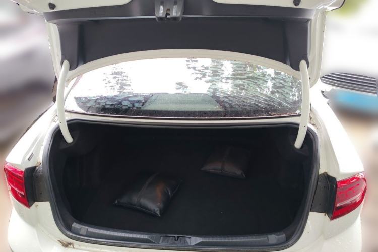 Used Volkswagen Lamando 2019 230TSI DSG Fashion Edition China V Standard Trunk