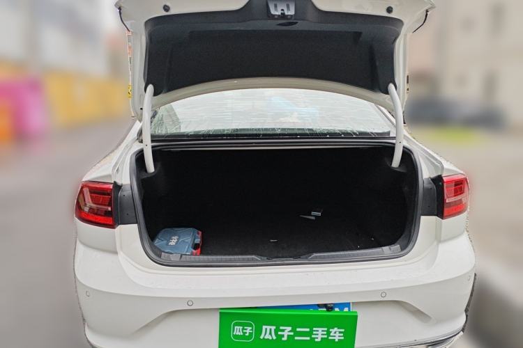 Used Volkswagen Lamando 2019 280TSI DSG Comfort Edition China VI standard Trunk