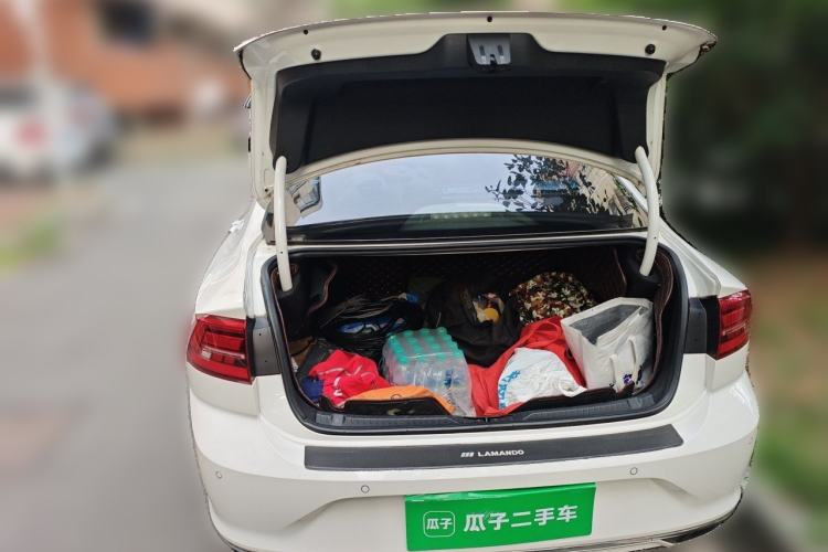 Used Volkswagen Lamando 2019 230TSI DSG Fashion Edition China V Standard Trunk