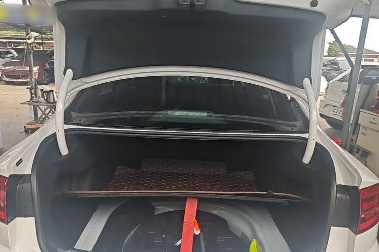 Used Volkswagen Lamando 2019 280TSI DSG Comfort Edition China V Standard Trunk
