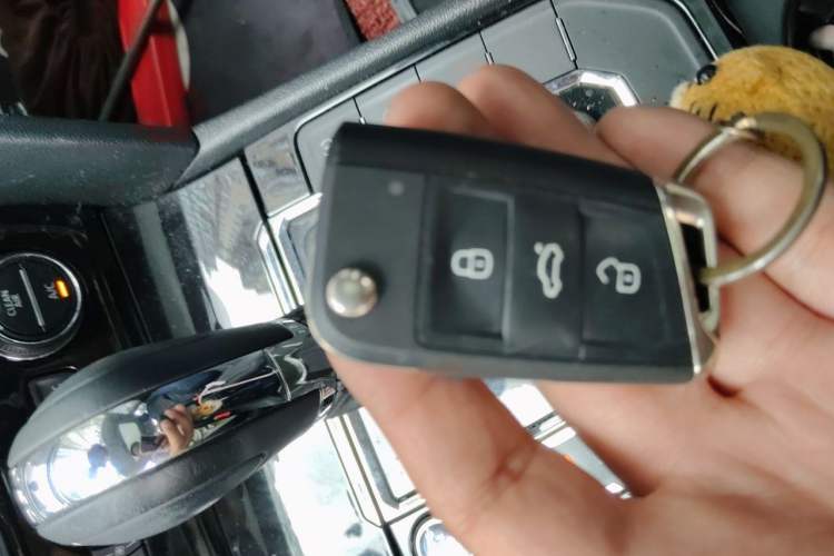 Used Volkswagen Lamando 2019 280TSI DSG Comfort Edition China VI standard Vehicle Key
