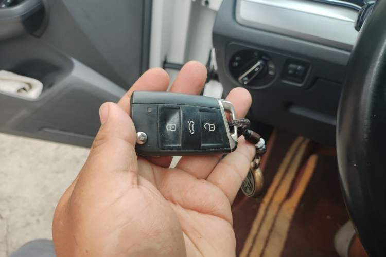 Used Volkswagen Lamando 2019 280TSI DSG Comfort Edition China VI standard Vehicle Key