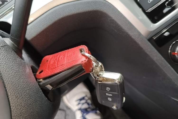 Used Volkswagen Lamando 2019 230TSI DSG Vision Edition China VI Standard Vehicle Key