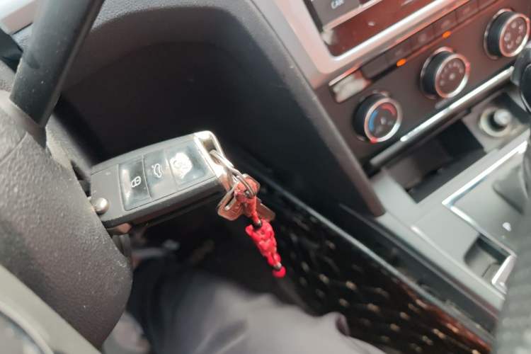 Used Volkswagen Lamando 2019 230TSI DSG Fashion Edition China VI Vehicle Key