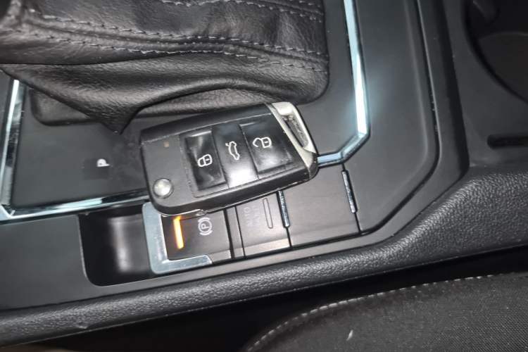Used Volkswagen Lamando 2019 230TSI DSG Fashion Edition China VI Vehicle Key