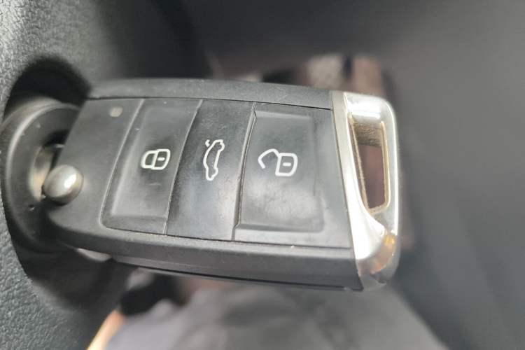 Used Volkswagen Lamando 2019 230TSI DSG Fashion Edition China VI Vehicle Key