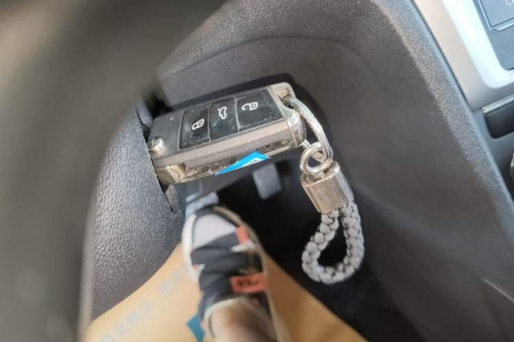 Used Volkswagen Lamando 2019 230TSI DSG Fashion Edition China V Standard Vehicle Key
