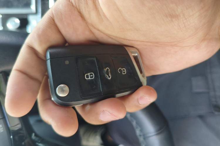 Used Volkswagen Lamando 2019 230TSI DSG Fashion Edition China V Standard Vehicle Key
