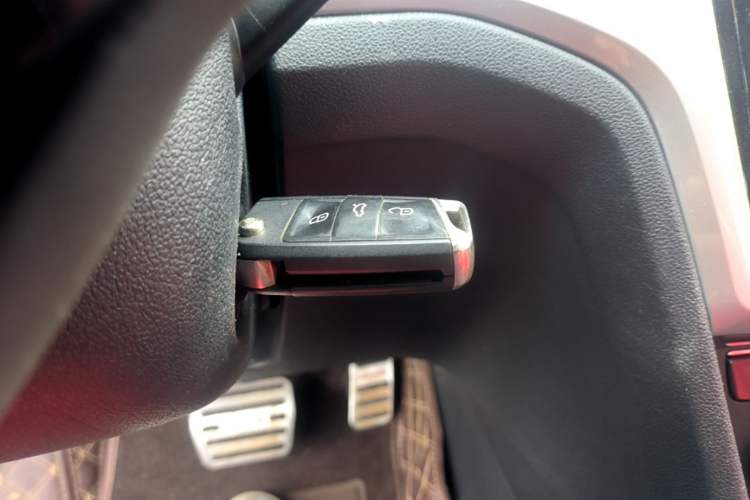 Used Volkswagen Lamando 2019 230TSI DSG Fashion Edition China VI Vehicle Key