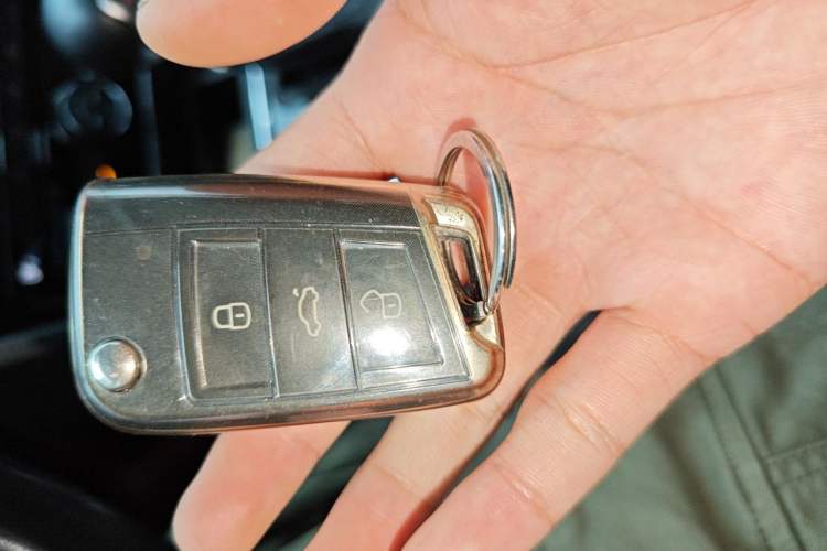 Used Volkswagen Lamando 2019 280TSI DSG Comfort Edition China VI standard Vehicle Key