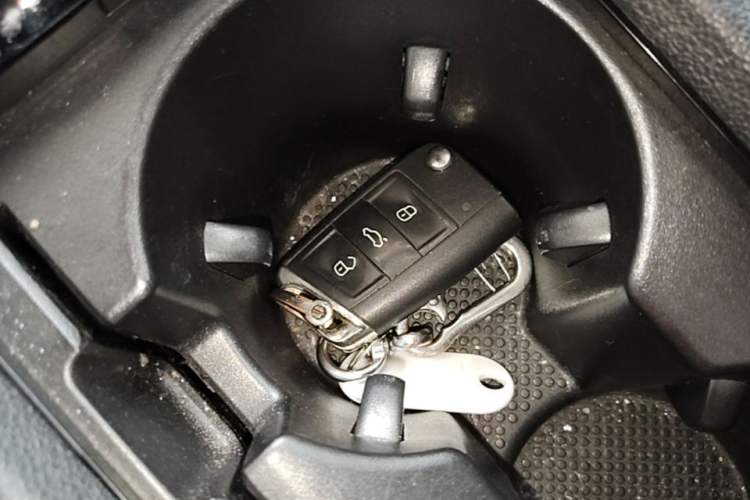 Used Volkswagen Lamando 2019 280TSI DSG Comfort Edition China VI standard Vehicle Key